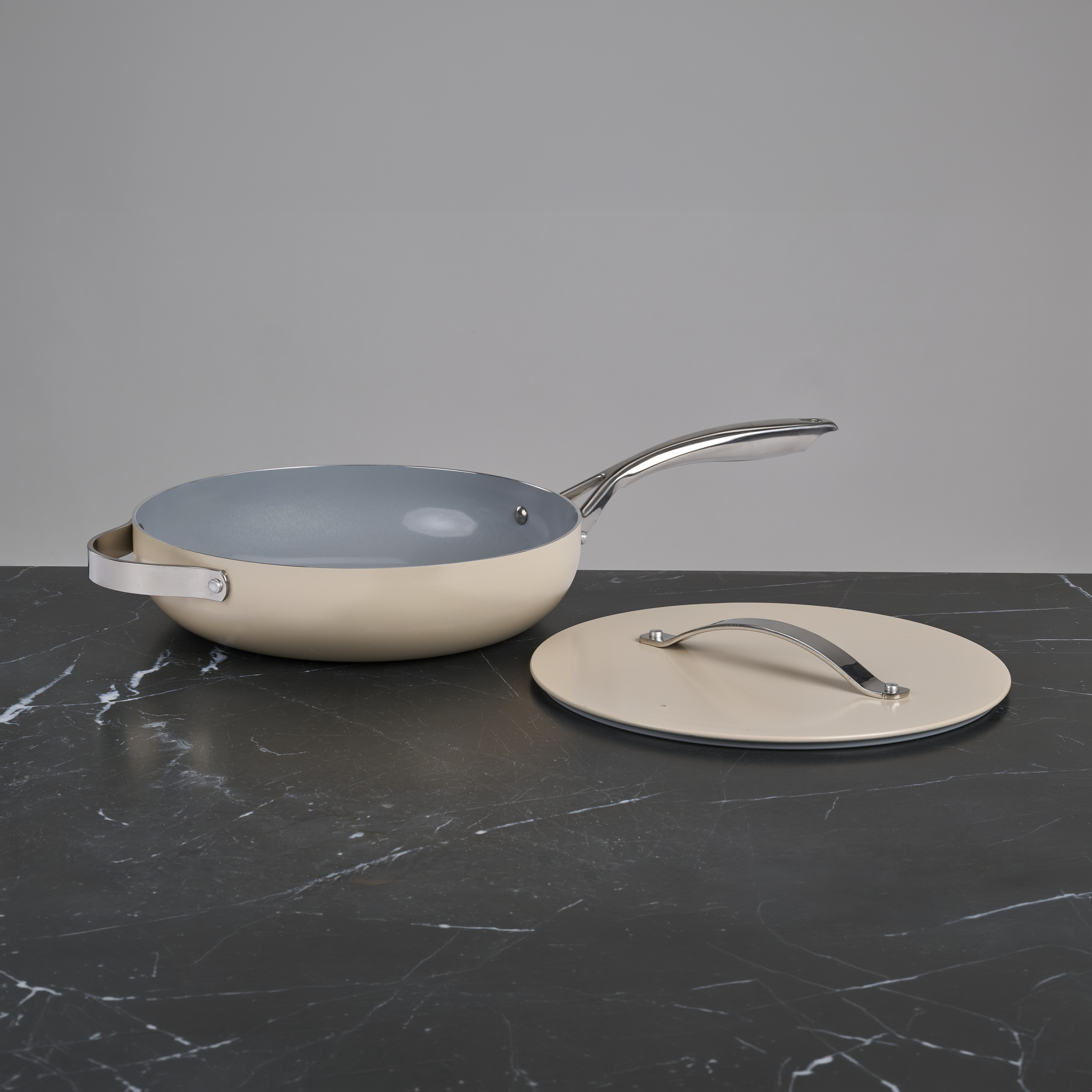 Ceramic Saute Pan With Lid 3.5QT